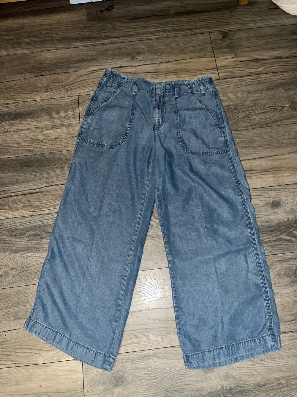Gap Wide Leg Blue Denim Capri Size 27 P - Picture 2 of 14